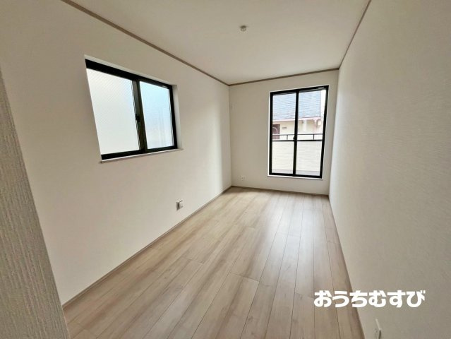 春日井市妙慶町2期(全3棟)の洋室