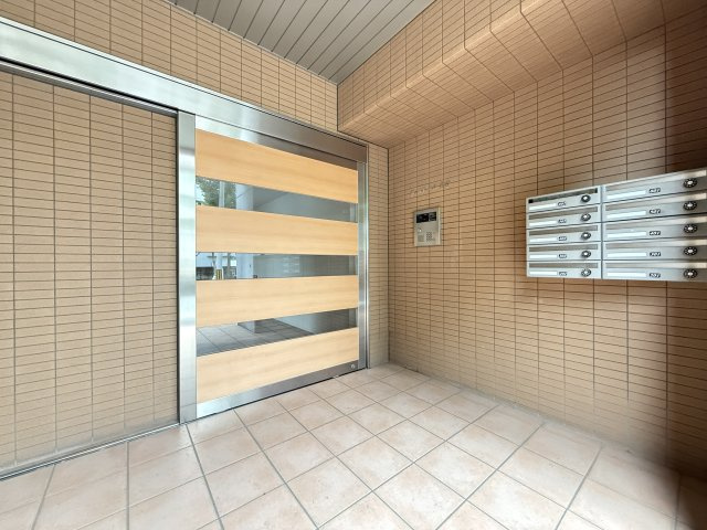 ヴェルデュール住吉のエントランス