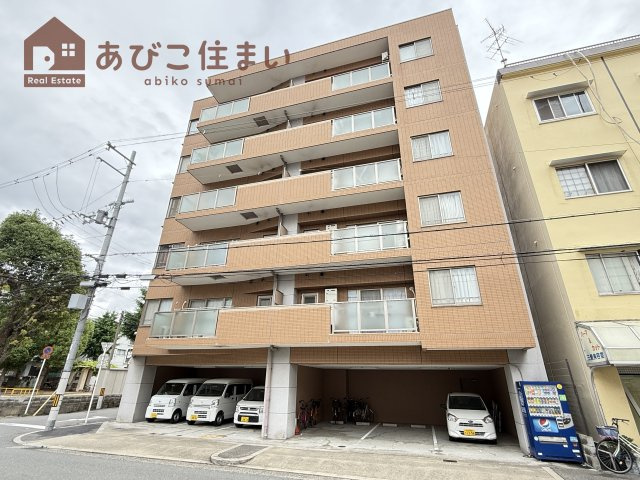 ヴェルデュール住吉の外観