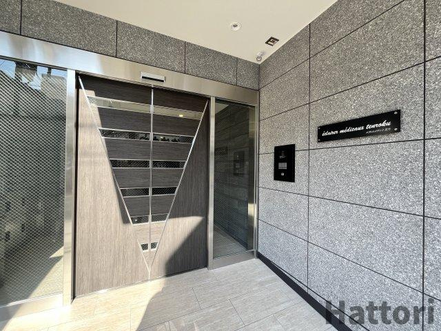 エクレレメディコ天六のエントランス