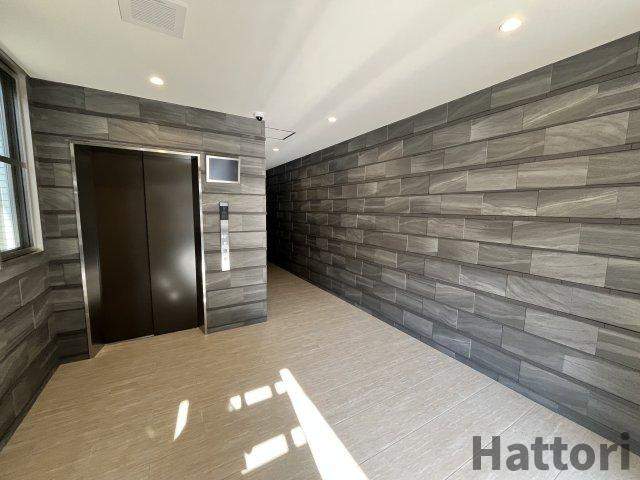 エクレレメディコ天六のエントランス