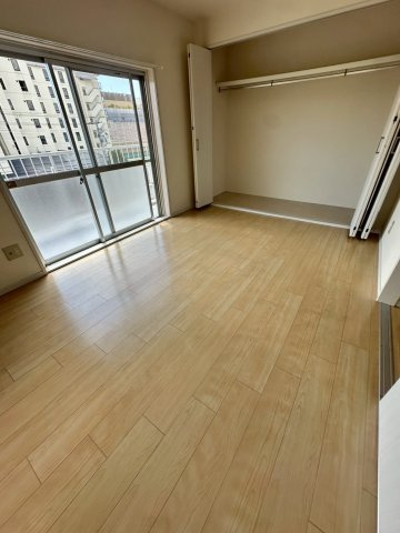 第三西宮マンションの寝室