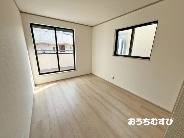 春日井市妙慶町2期(全3棟)の洋室