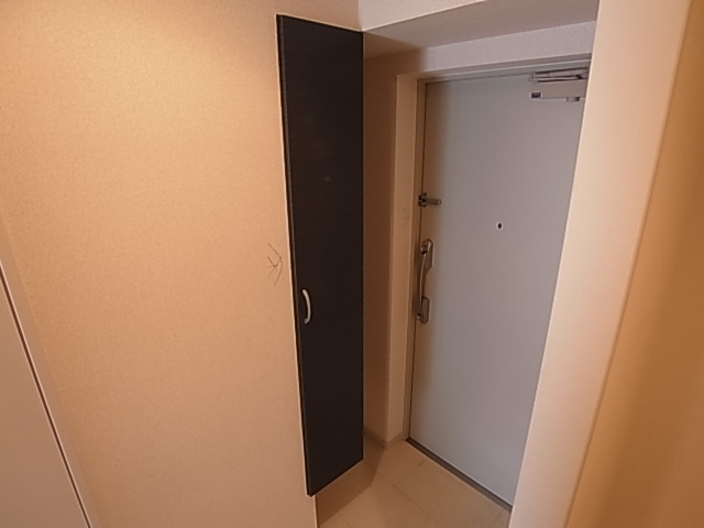 神戸市須磨区車字潰ノ下の賃貸マンションの玄関|シューズボックス付き玄関