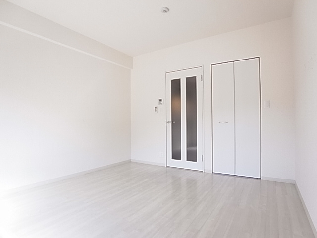 神戸市須磨区車字潰ノ下の賃貸マンションの内装|洋室