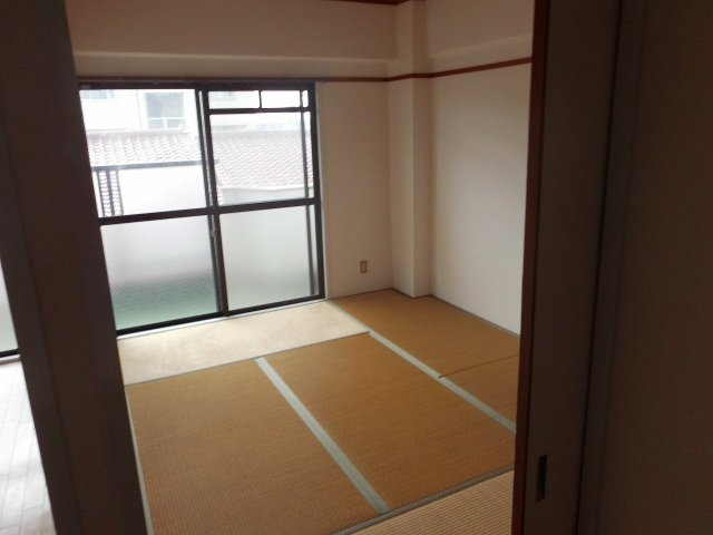 ビアンコディモーラの和室