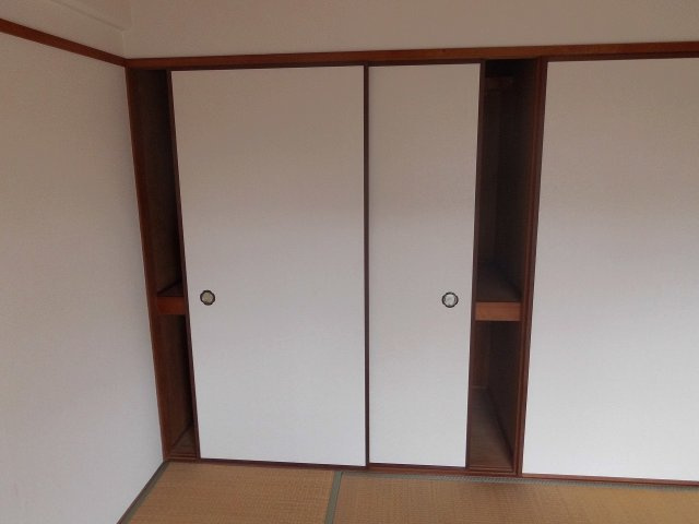 ビアンコディモーラの和室