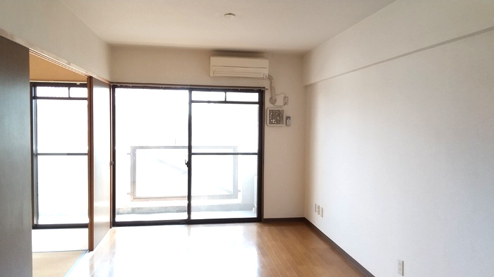 フロンティア・ウィンの居間・リビング