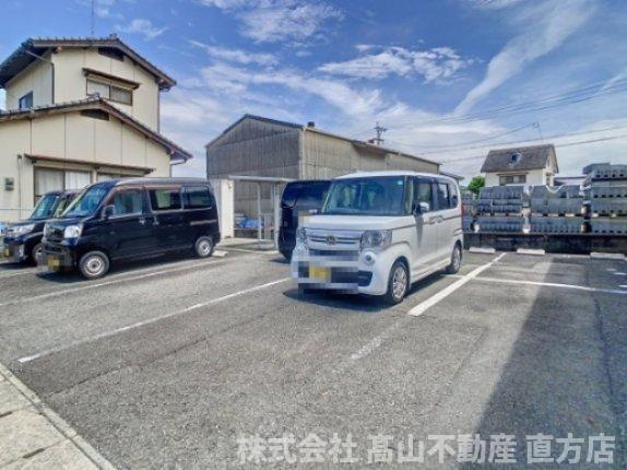 シティハウスやしまの駐車場