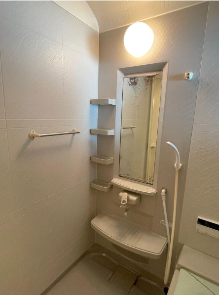 上京区主税町 中古戸建の浴室