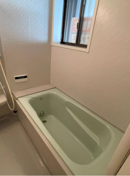 上京区主税町 中古戸建の浴室