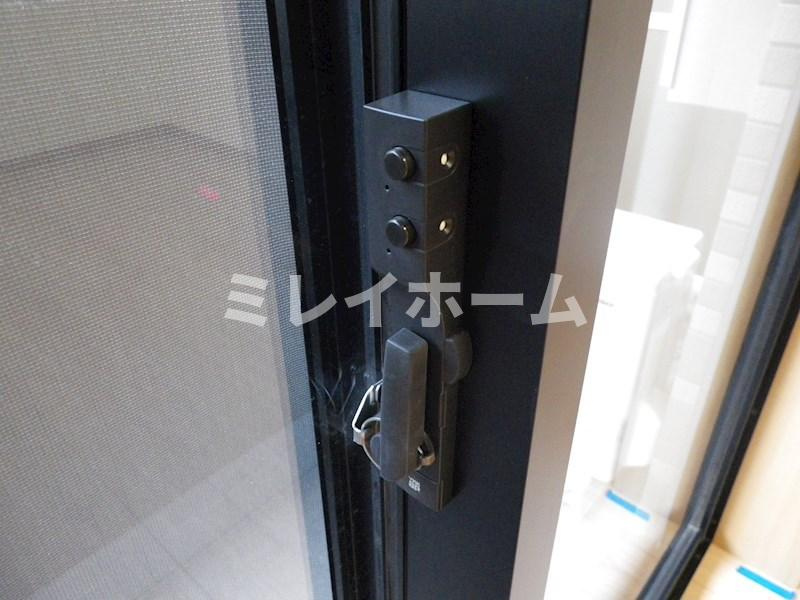 ルーブル大鳥居の玄関