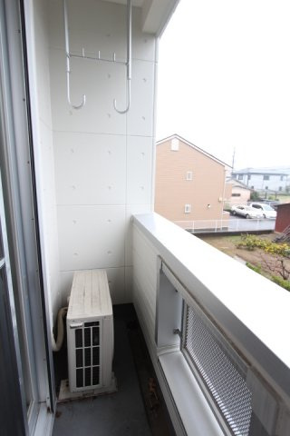 Ｌ’ｓ　ＣＯＵＲＴのバルコニー