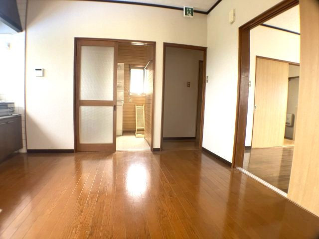 西沢ハイツの居間・リビング
