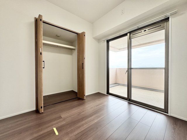 ダイヤモンドスクエア・ツインタワーズ浜松の洋室|約3.5帖洋室は子供部屋にオススメです！