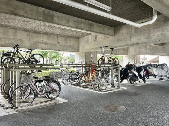 ダイヤモンドスクエア・ツインタワーズ浜松の駐輪場|駐輪場は複数個所にあります！
