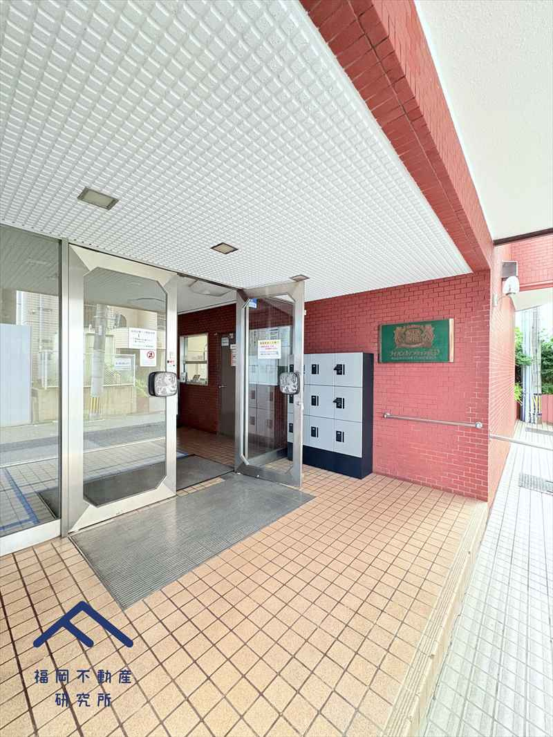 ライオンズマンション高砂のエントランス