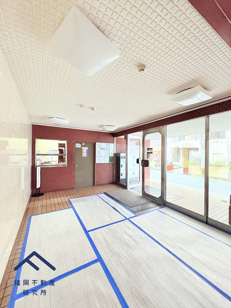 ライオンズマンション高砂のエントランス