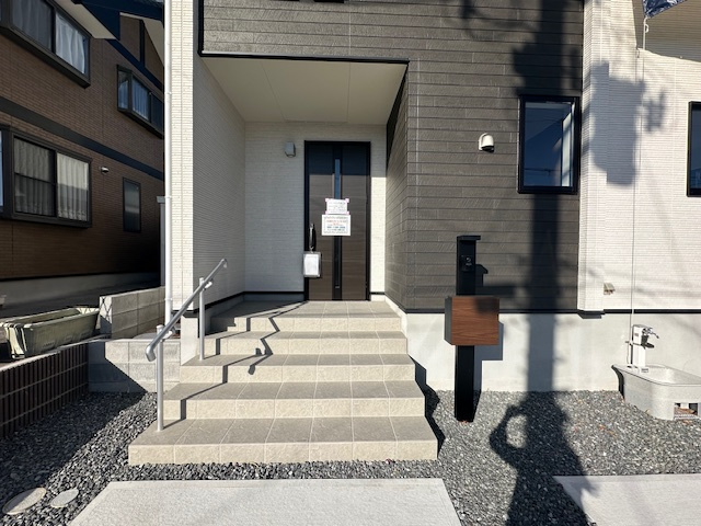 【新築戸建】　いわき市内郷高坂町2期の玄関|れいな玄関です