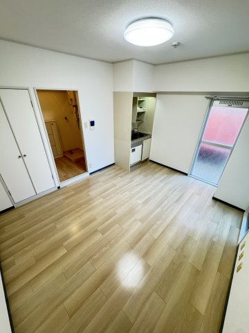 サンパレス21六甲Ⅰの居間・リビング