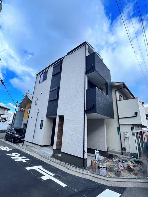堺市西区上野芝向ヶ丘町５丁の新築一戸建の外観