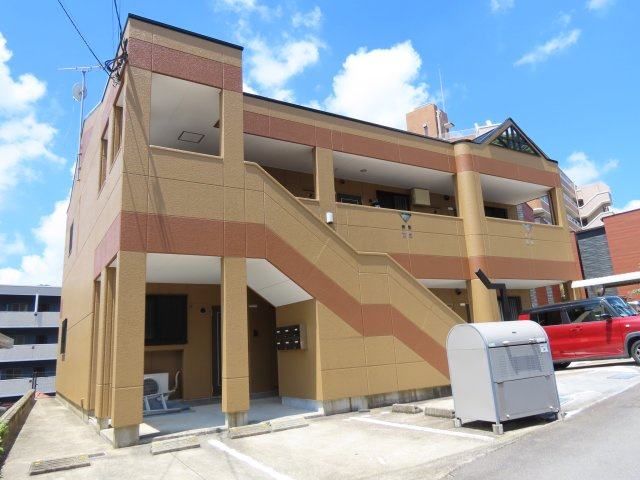 ヤッチャ・ミジョーカ