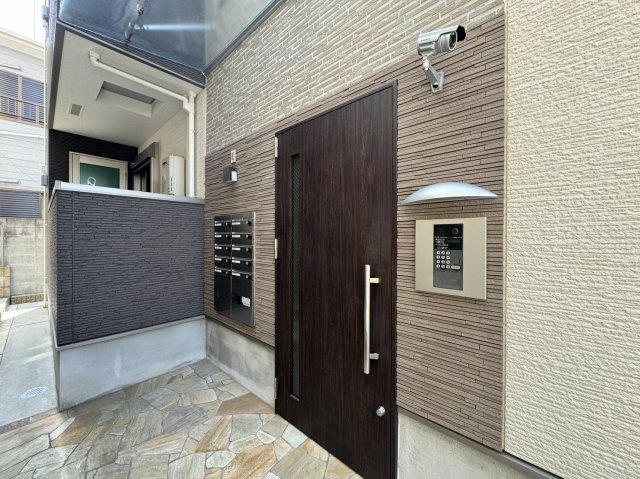 フジパレス住吉沢之町Ⅰ番館のエントランス