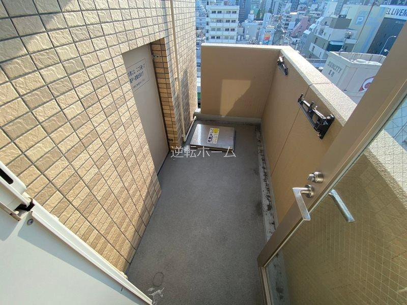 プレサンス栄ラグジュ　名古屋市賃貸　仲介手数料無料のバルコニー