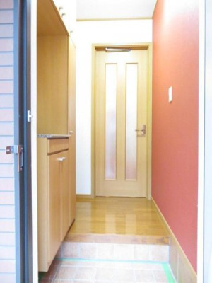 【玄関】 | プリムロ－ズⅡ　Ａ | 落ち着いた玄関です