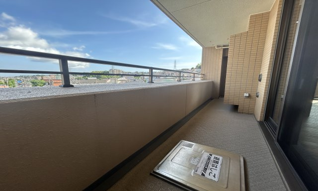 クリオ洋光台壱番館のバルコニー|日当たりの良い南東向きバルコニーはスロップシンク付き♪