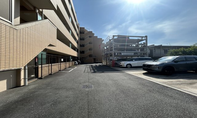 クリオ洋光台壱番館の駐車場|駐車場の空き状況については、お問い合わせ時に管理会社の方へ、その都度確認いたしますのでお気軽にお聞きください。