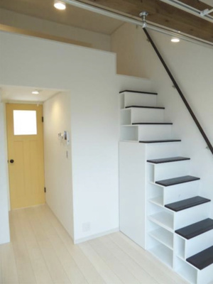 【居間・リビング】 | ハーミットクラブハウス石川町麗