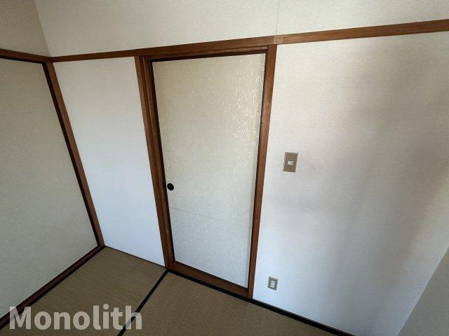 小松里マンションの内装