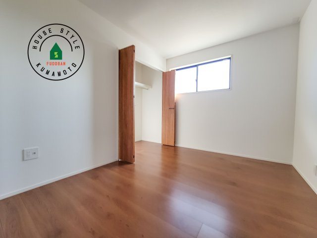 菊池郡菊陽町大字久保田第5-2棟（12号棟）　の子供部屋|穏やかな光が差し込む室内には、穏やかな時間が流れます。