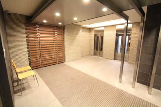 プライムアーバン神楽坂のロビー