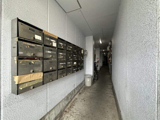 きくやマンションのエントランス