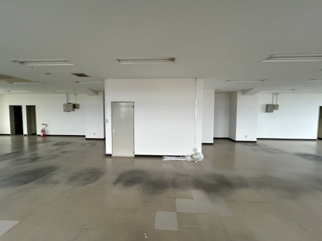 大沢建設　第7ビルの内装