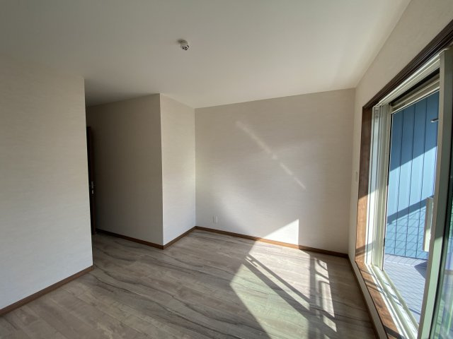 サニーフラットの洋室