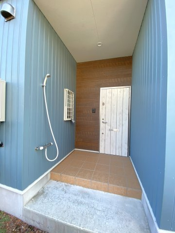 サニーフラットの玄関