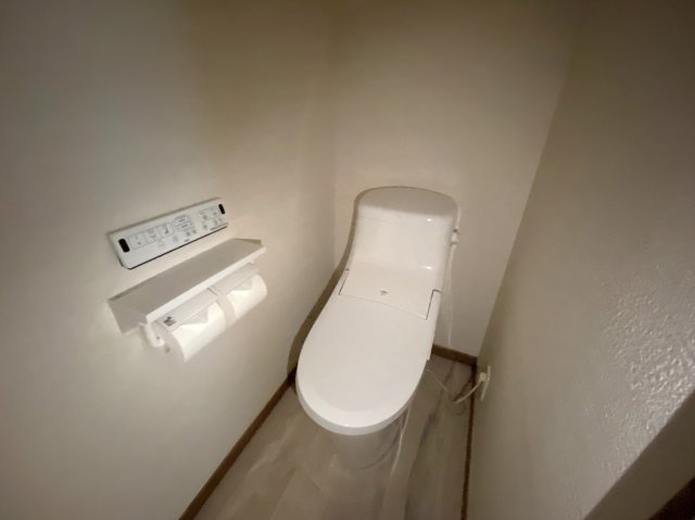 サニーフラットのトイレ