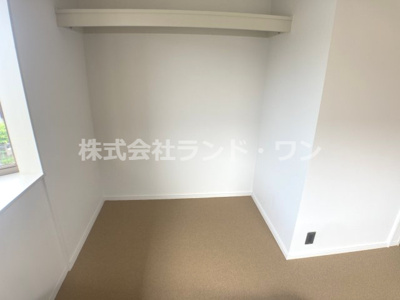 【収納】 | 所沢市東新井町 | 約６帖の洋室にある収納