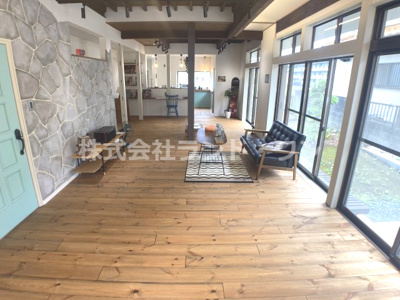 【居間・リビング】 | 所沢市東新井町 | 約30帖の広々としたLDK