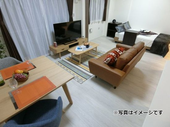 プレサンス新宿中落合メーディオの居間・リビング