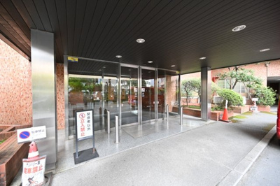 【エントランス】 | ニュー・ステイト・メナー