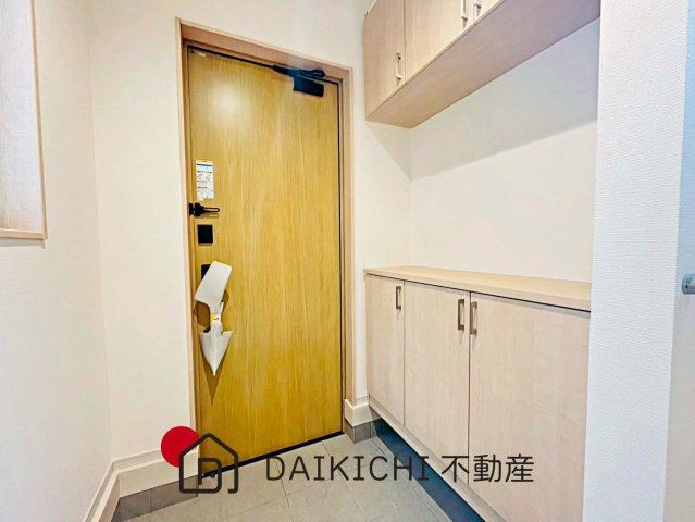 【玄関】 | 加須市久下2丁目　いろどりアイタウン　新築戸建　全3棟　1号棟