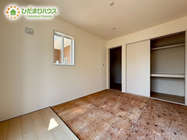 鴻巣市新井　第4　新築戸建　リーブルガーデン02の和室|家事・育児スペースにピッタリの和室付き！
すぐ横にもなれるので、一息つきたいときにも◎