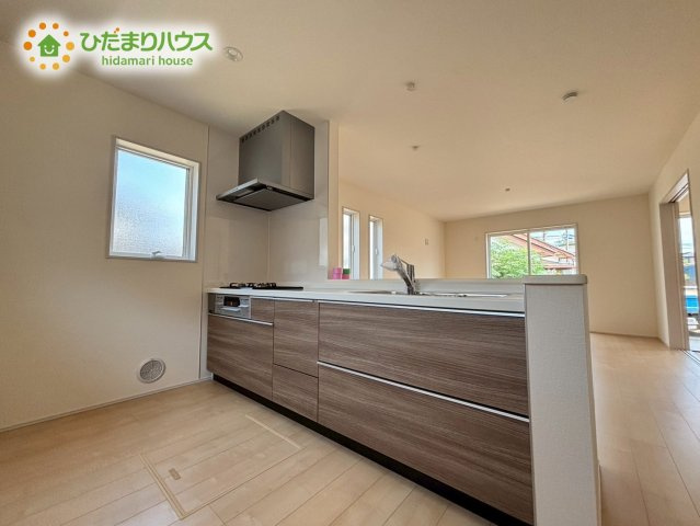 鴻巣市新井　第4　新築戸建　リーブルガーデン02のキッチン|人気の対面式キッチン！
リビングの様子が見えるので安心ですね！