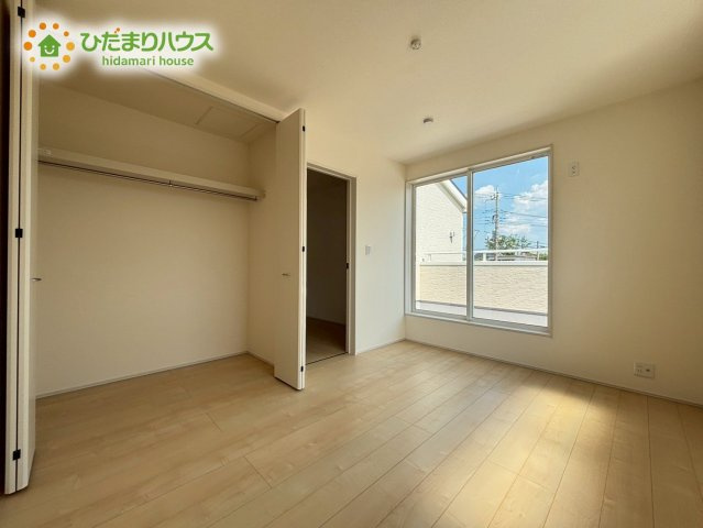 鴻巣市新井　第4　新築戸建　リーブルガーデン02の収納|クローゼットタイプの収納は荷物がどこにあるかすぐに見つかります！							
