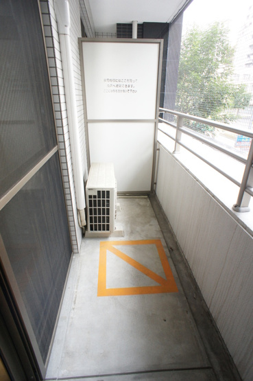 【バルコニー】 | アイセレブ博多駅前(アイセレブハカタエキマエ) | 別号室の写真になります。現況優先。