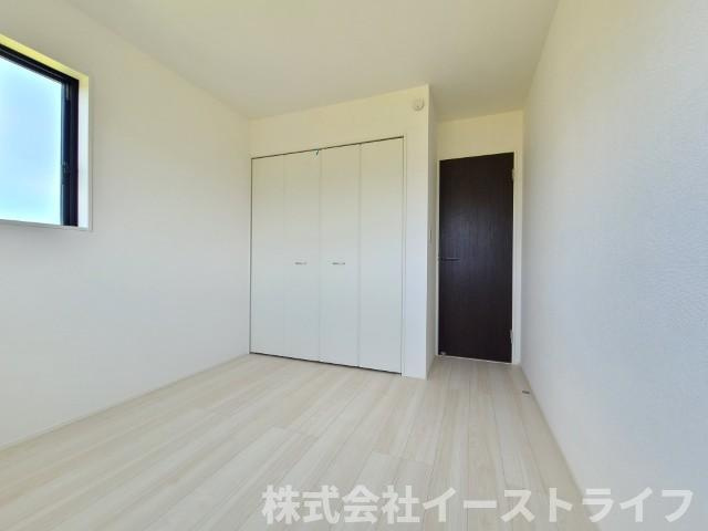 【新築戸建】　いわき市錦町花ノ井3期の洋室|2号棟写真　2階の居室です。子供部屋としても最適です